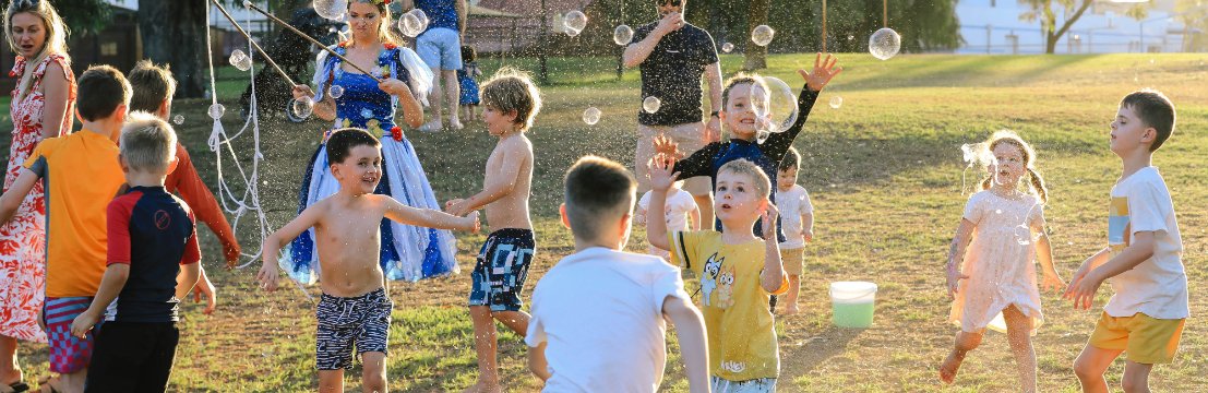 Image of children playing in bubbles at an event in Karrinyup